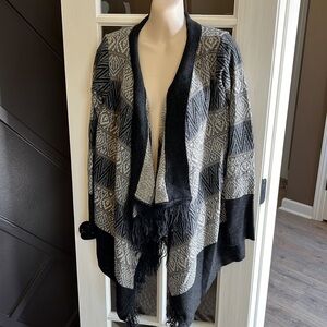 BERRETTI Italian Made Wool Blend Fringed Cardi Cardigan Sweater Size Medium